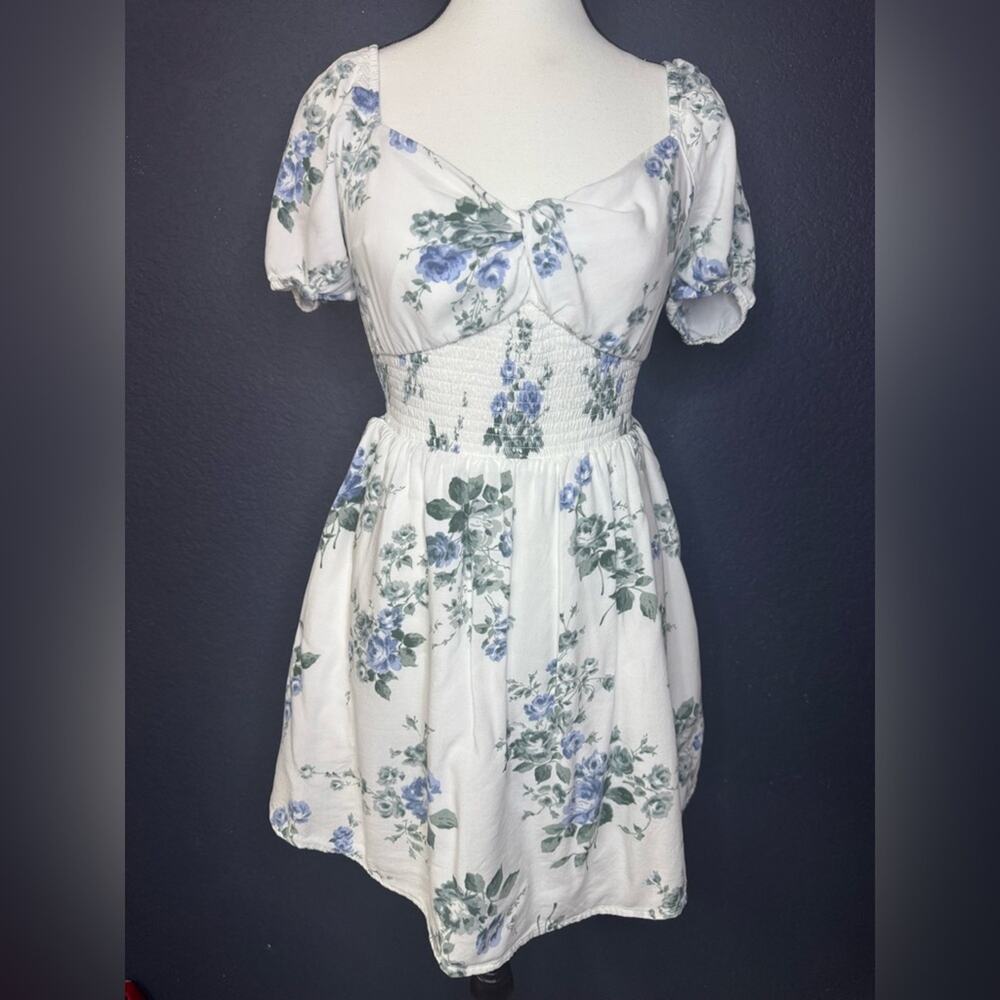 Hollister White and Blue Floral Mini Dress Romper | Size L